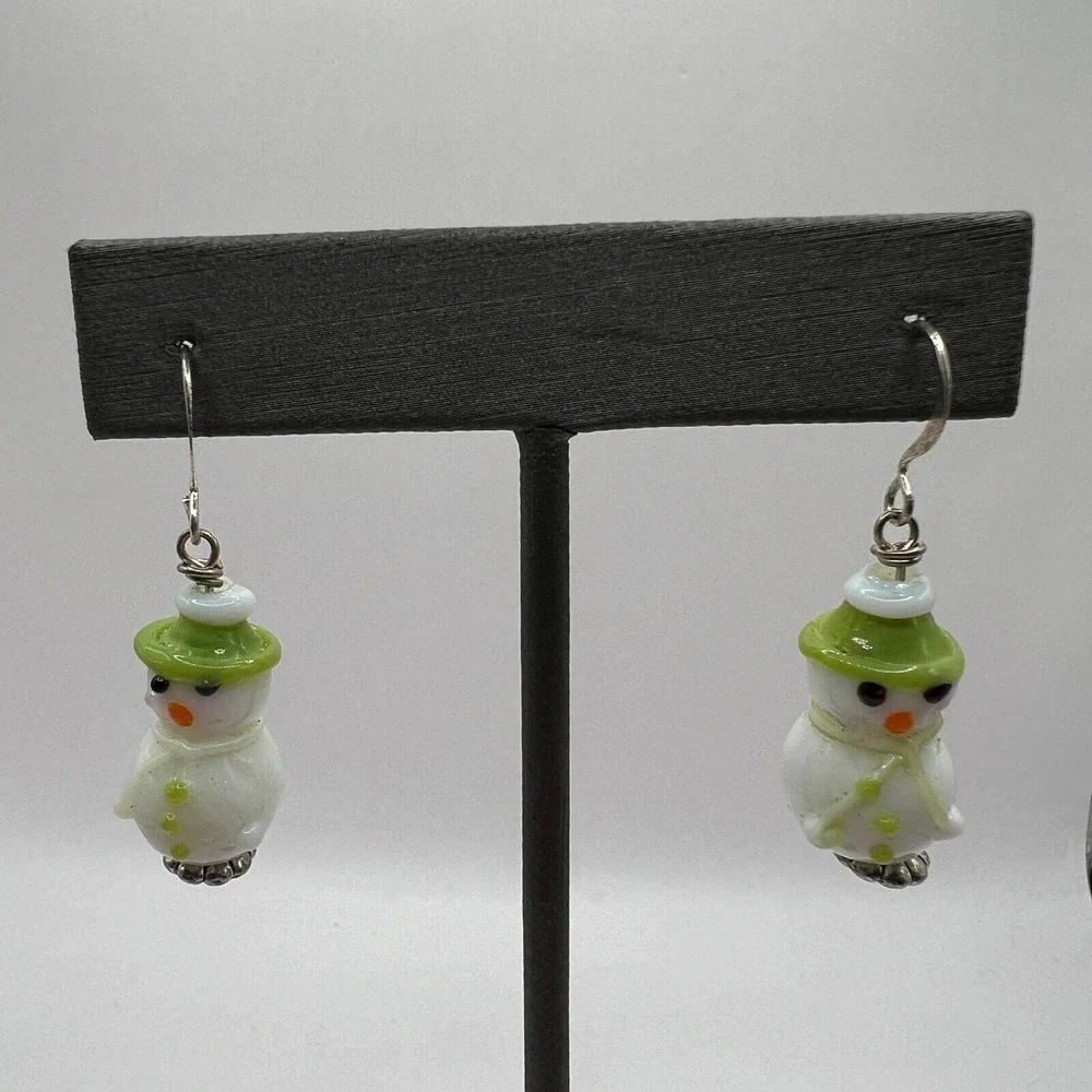 Vintage Snowman Pierced‎ Earrings White Glass and Silver Tone Winter Holiday